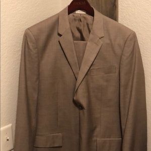 Men’s Perry Ellis Suit Coat and matching pants.